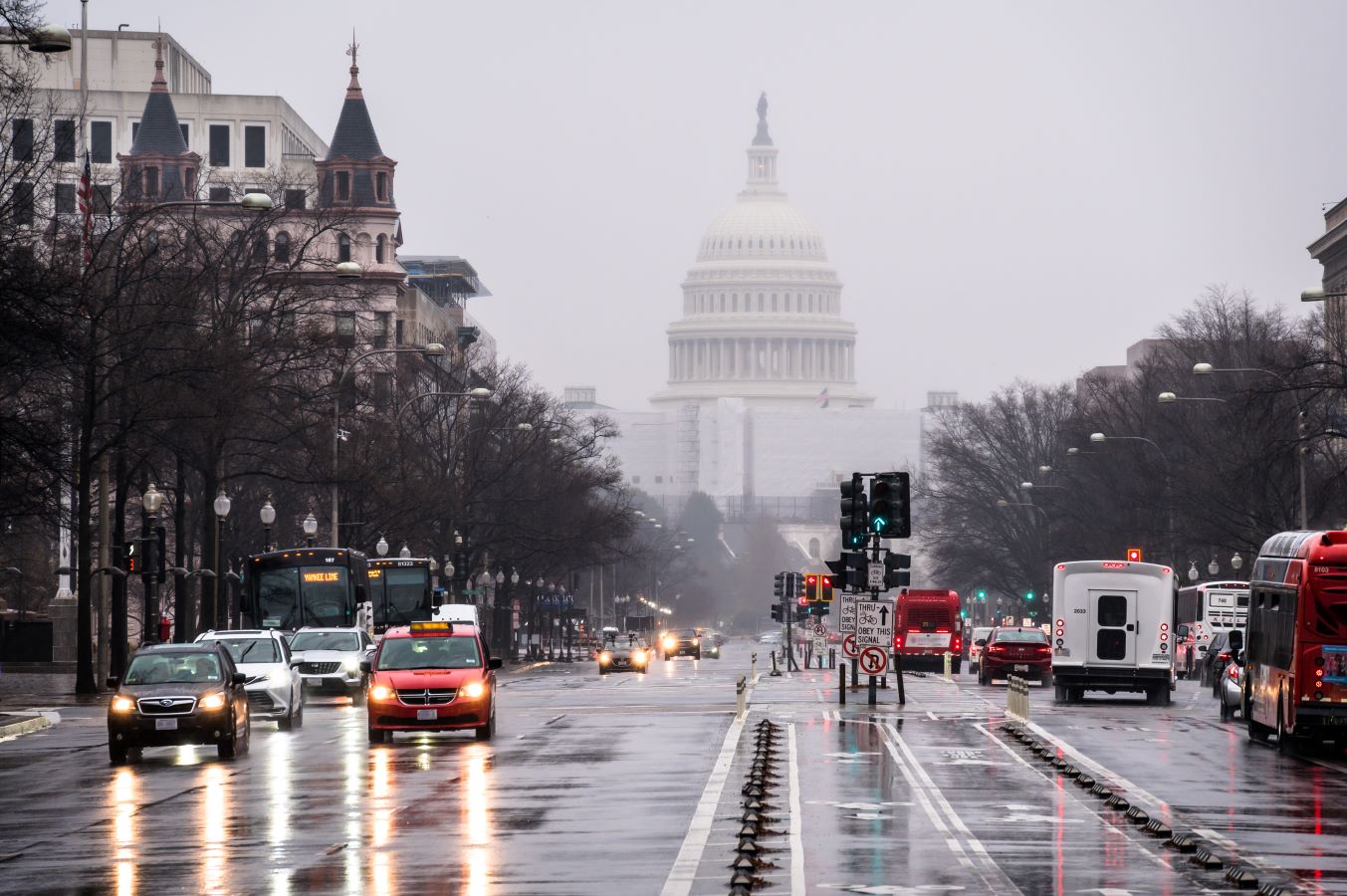 capitol building dreary rain